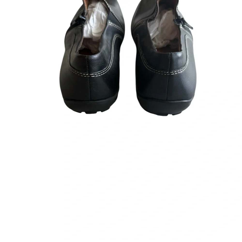 Natural Soul Black Leather Women’s Flats Shoes Size 9